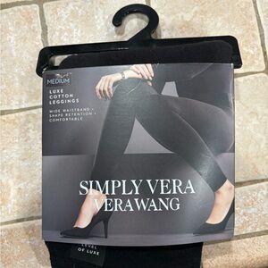 Simply Vera, VeraWang leggings Size Medium